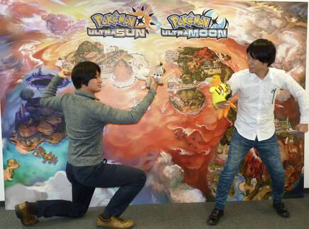 Kazumasa Iwao, director de 'Pokémon Ultrasol / Ultraluna' y Shigeru Omori, director de 'Pokémon Sol / Luna'.